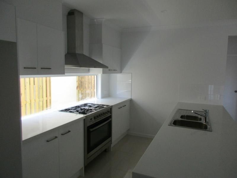 Hope Island QLD 4212