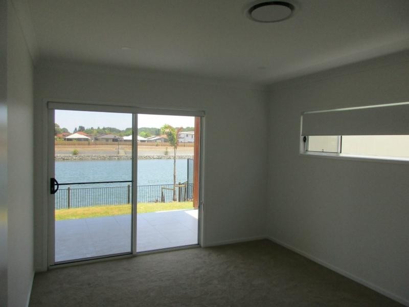 Hope Island QLD 4212