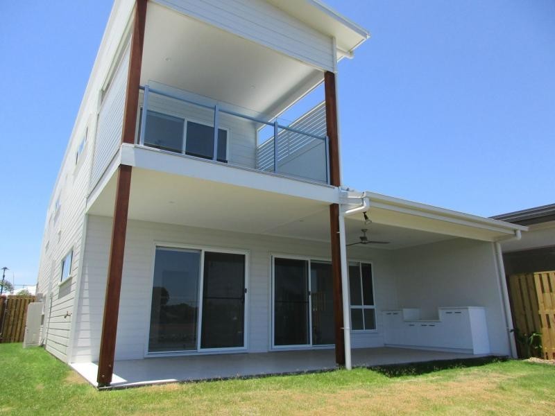 Hope Island QLD 4212