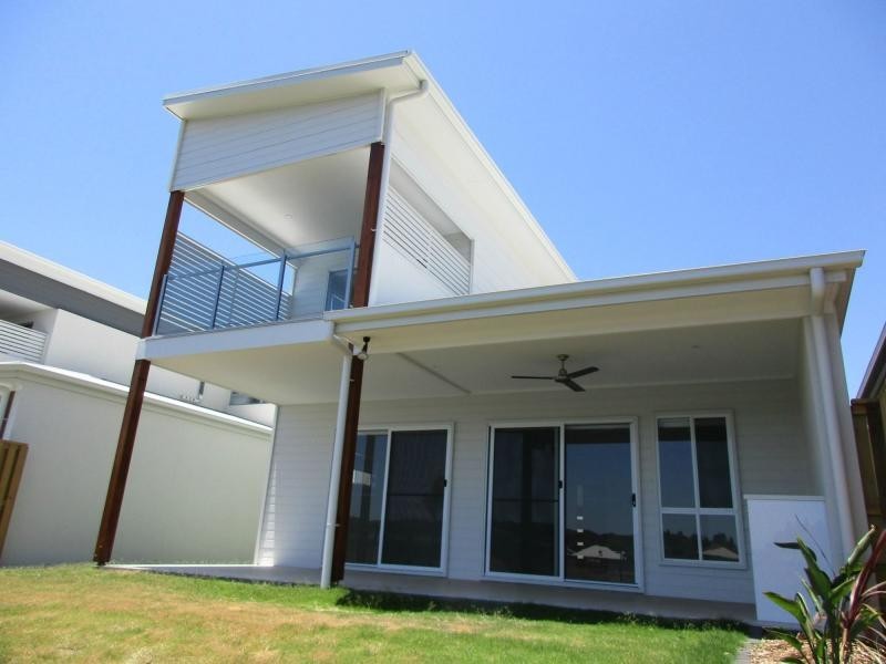 Hope Island QLD 4212