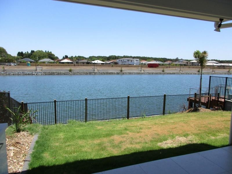 Hope Island QLD 4212