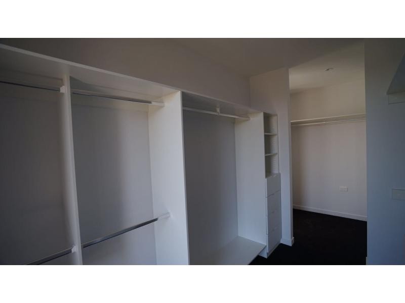 Hope Island QLD 4212