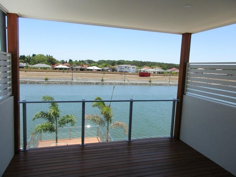 Hope Island QLD 4212