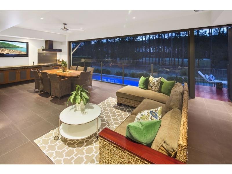 2256 Banksia Lakes Drive, Sanctuary Cove QLD 4212