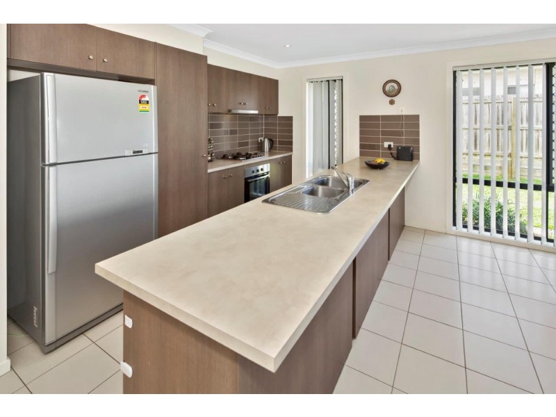14 Arcadia Boulevard, Pimpama QLD 4209