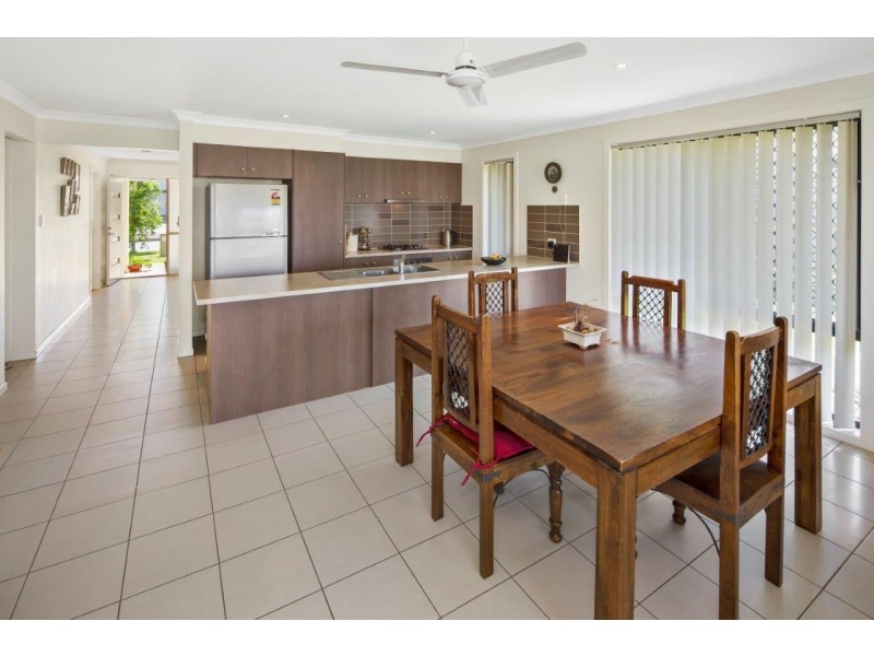 14 Arcadia Boulevard, Pimpama QLD 4209