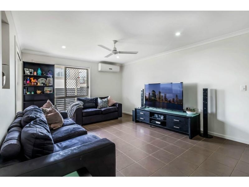 28 Arcadia Boulevard, Pimpama QLD 4209