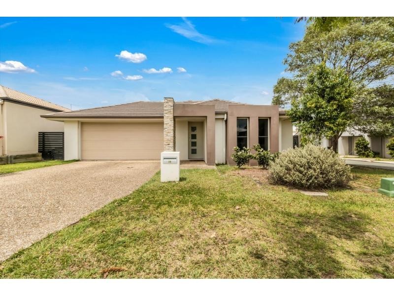 28 Arcadia Boulevard, Pimpama QLD 4209