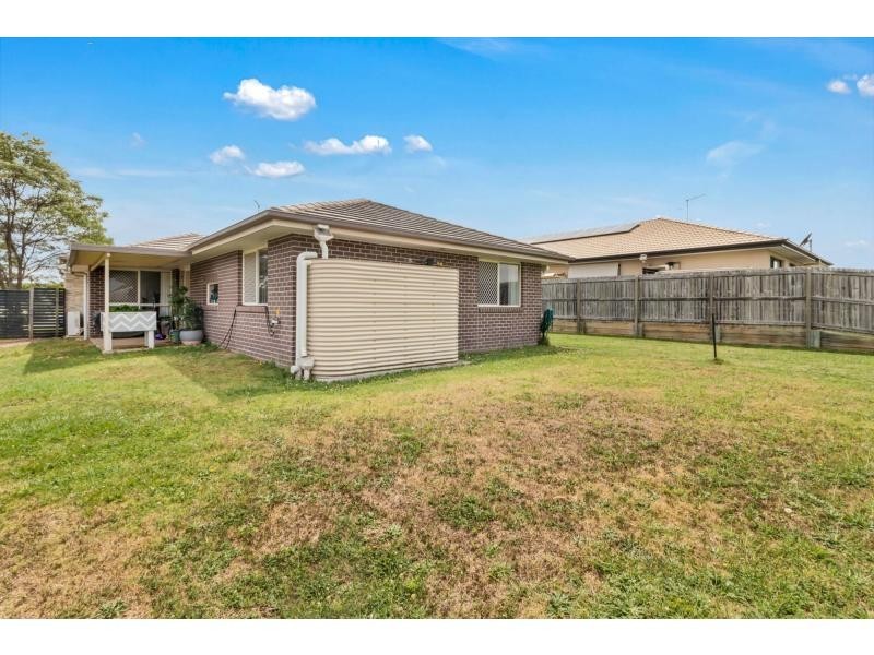 28 Arcadia Boulevard, Pimpama QLD 4209