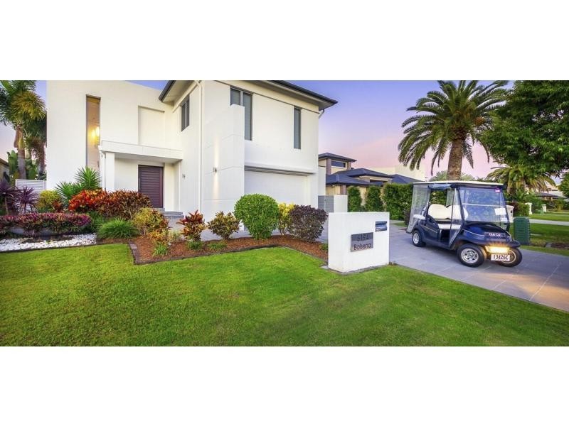 6194 Bolsena Circuit, Hope Island QLD 4212