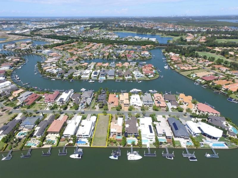 2340 Cressbrook Drive, Hope Island QLD 4212