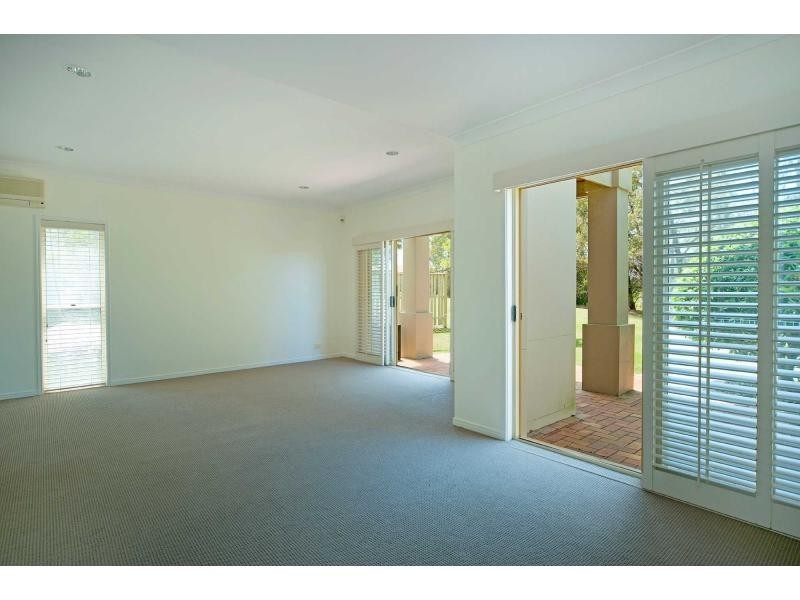 Hope Island QLD 4212