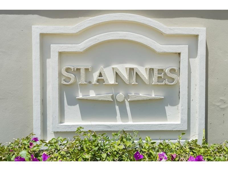 8324 Magnolia Drive East, Hope Island QLD 4212