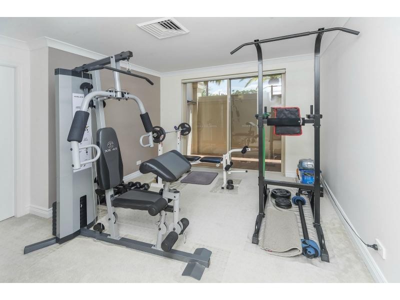8324 Magnolia Drive East, Hope Island QLD 4212