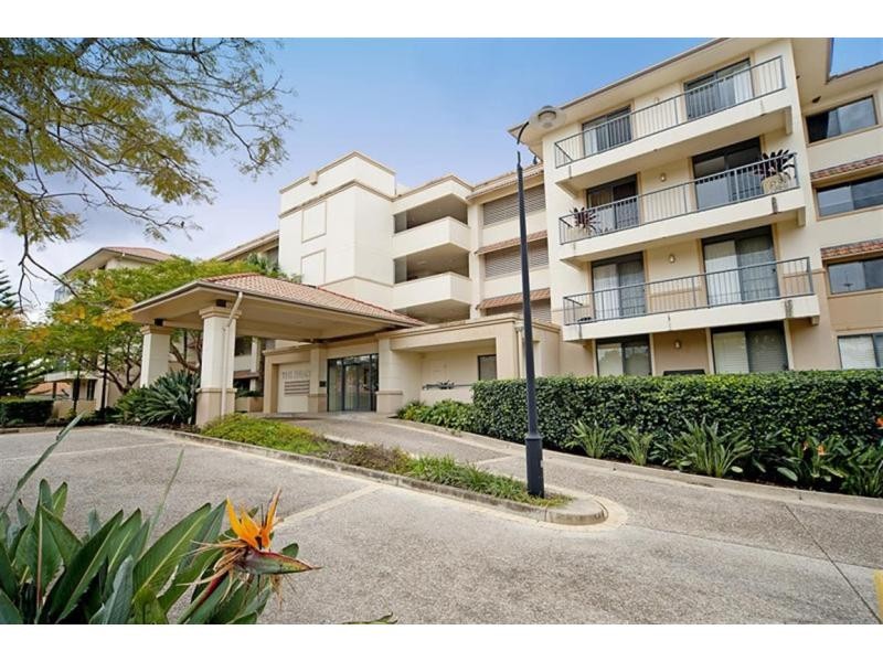 Hope Island QLD 4212