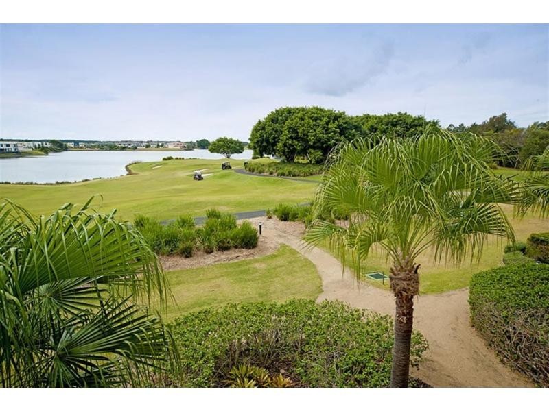 Hope Island QLD 4212