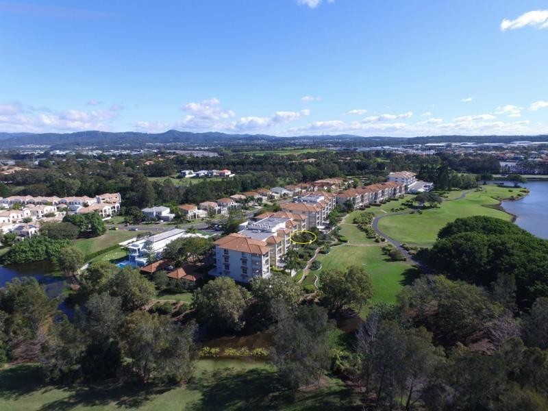 8426 Magnolia Drive East, Hope Island QLD 4212