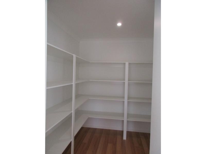 Hope Island QLD 4212