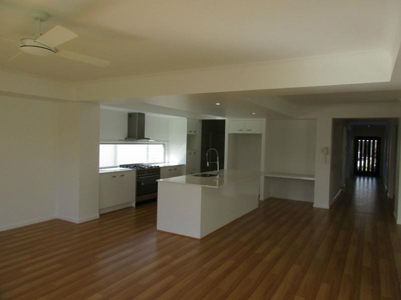 Hope Island QLD 4212