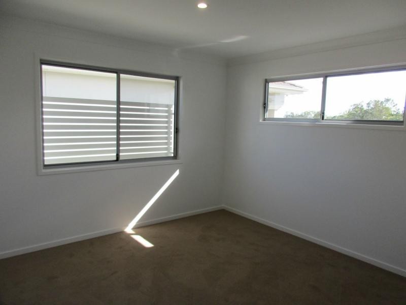 Hope Island QLD 4212