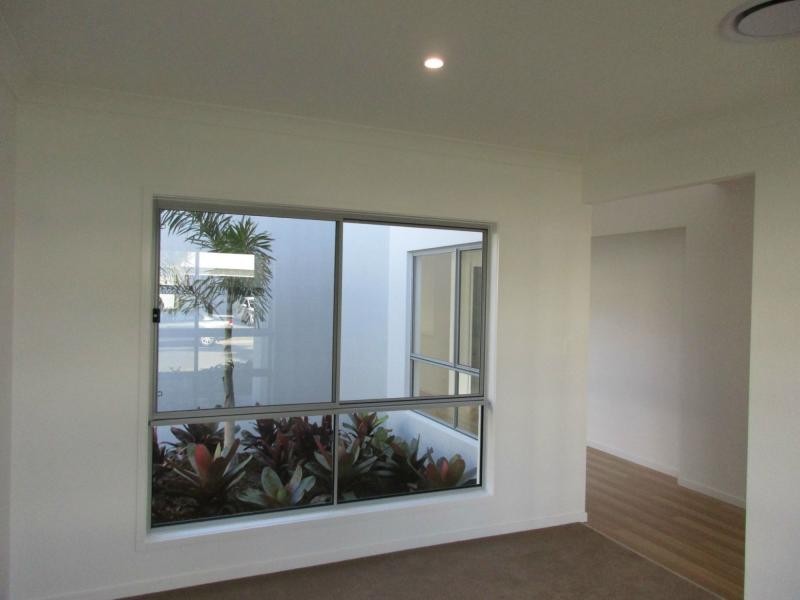 Hope Island QLD 4212