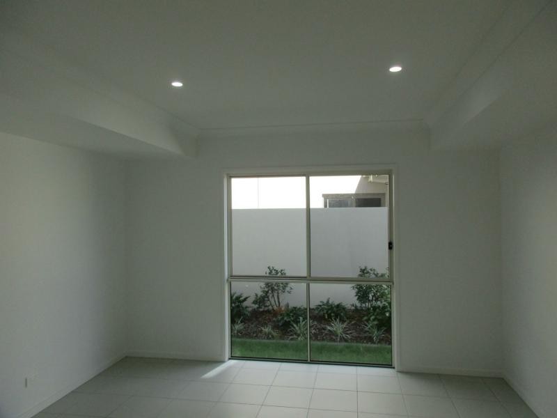 Hope Island QLD 4212