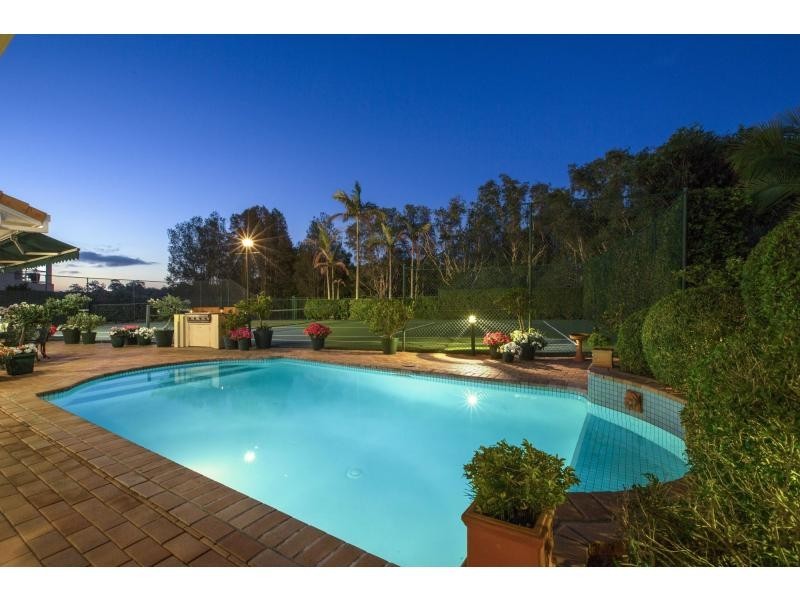 1007 Rosebank Way, Hope Island QLD 4212