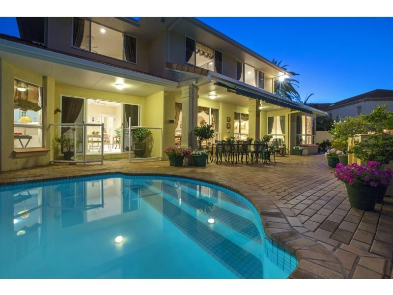 1007 Rosebank Way, Hope Island QLD 4212