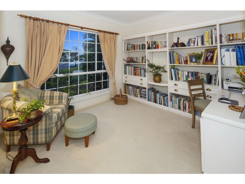 1007 Rosebank Way, Hope Island QLD 4212