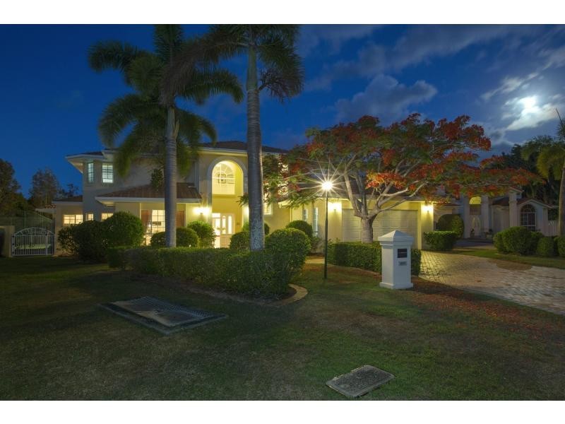 1007 Rosebank Way, Hope Island QLD 4212