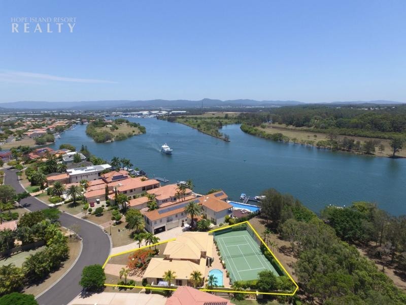 1007 Rosebank Way, Hope Island QLD 4212