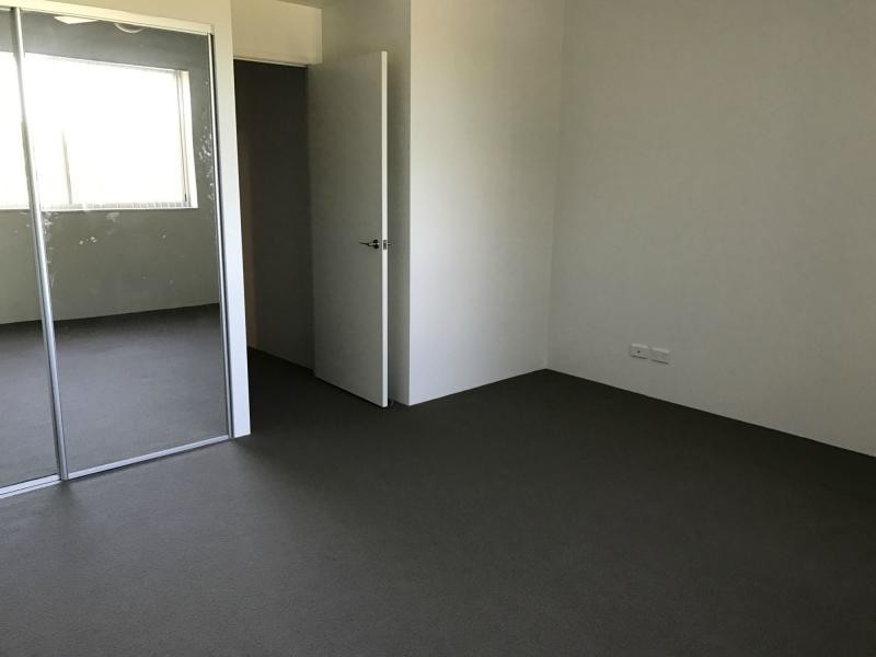 Hope Island QLD 4212