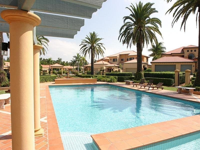 Hope Island QLD 4212