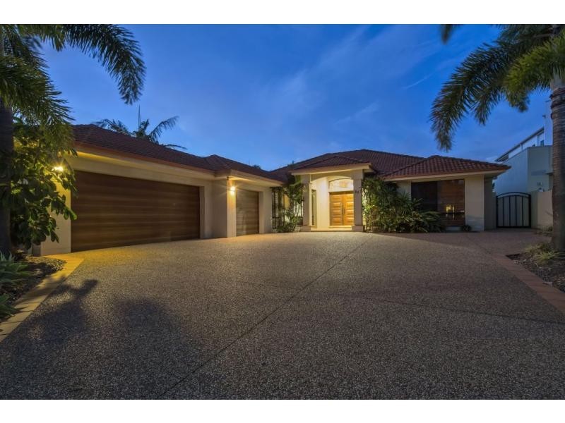 35 Ferrymans Court, Helensvale QLD 4212