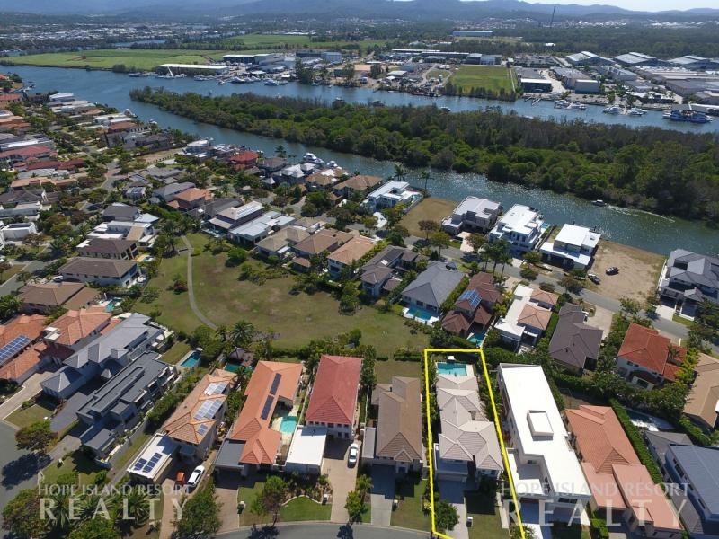 2542 Gracemere Circuit, Hope Island QLD 4212