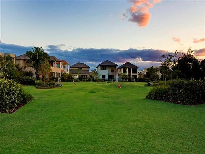 2542 Gracemere Circuit, Hope Island QLD 4212