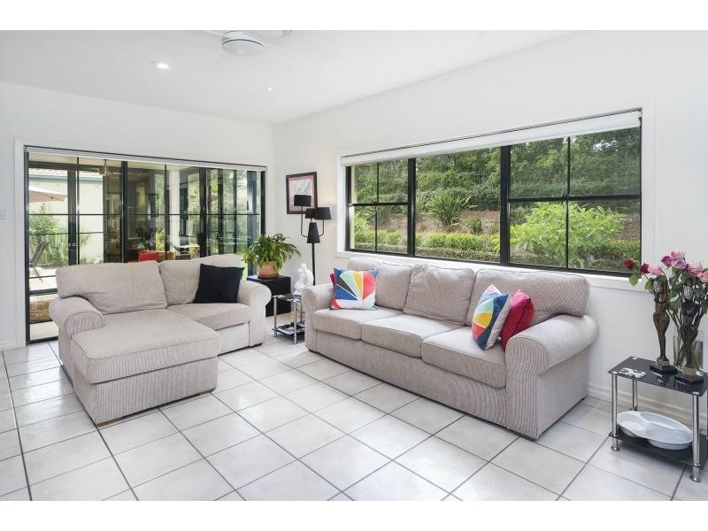 3294 Palladian Drive, Hope Island QLD 4212