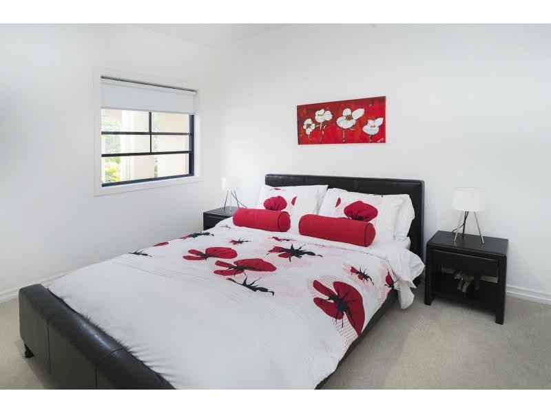 3294 Palladian Drive, Hope Island QLD 4212