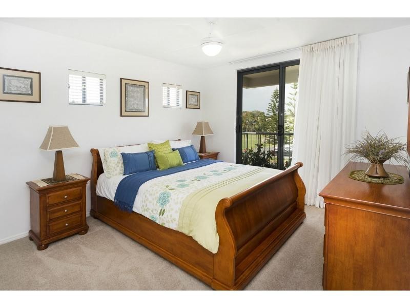 8410 Magnolia Drive, Hope Island QLD 4212