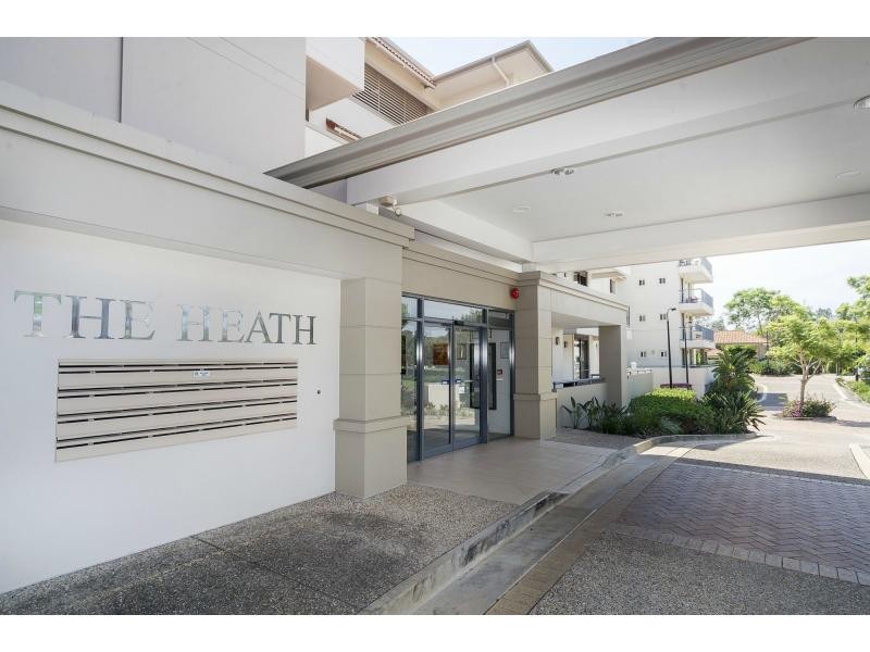 8410 Magnolia Drive, Hope Island QLD 4212