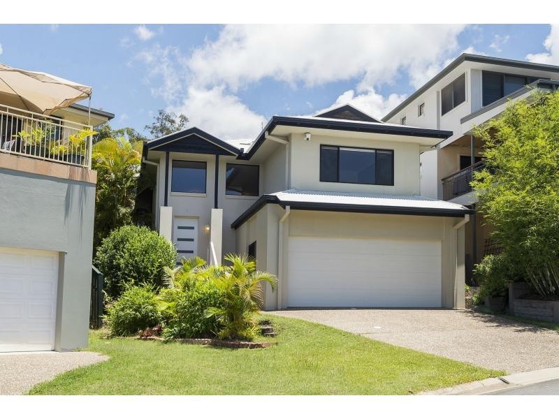 26 Carter Street, Pacific Pines QLD 4211