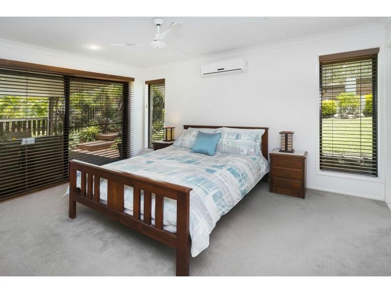 26 Carter Street, Pacific Pines QLD 4211