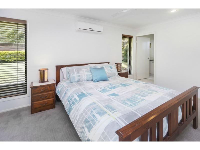 26 Carter Street, Pacific Pines QLD 4211