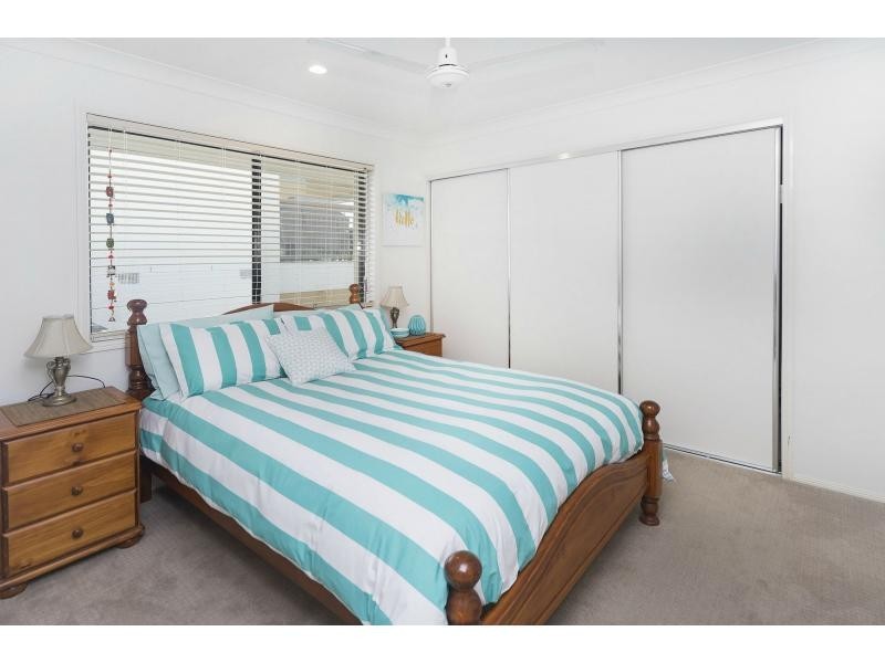 26 Carter Street, Pacific Pines QLD 4211