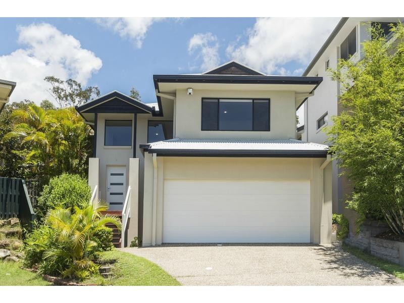 26 Carter Street, Pacific Pines QLD 4211