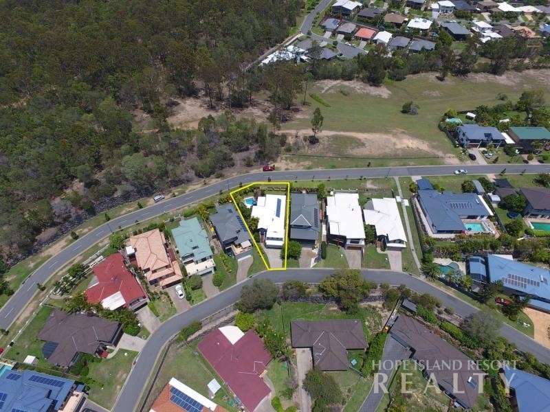 26 Carter Street, Pacific Pines QLD 4211