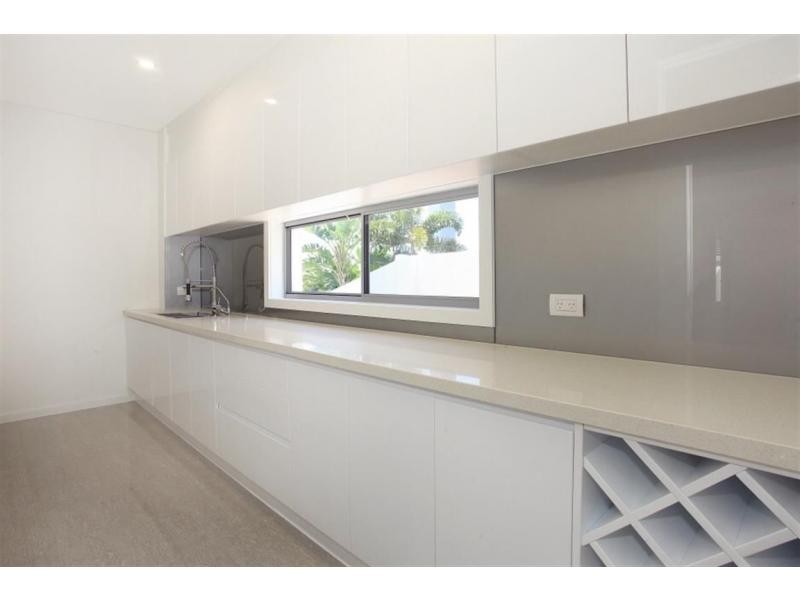 63 Southaven Drive, Helensvale QLD 4212
