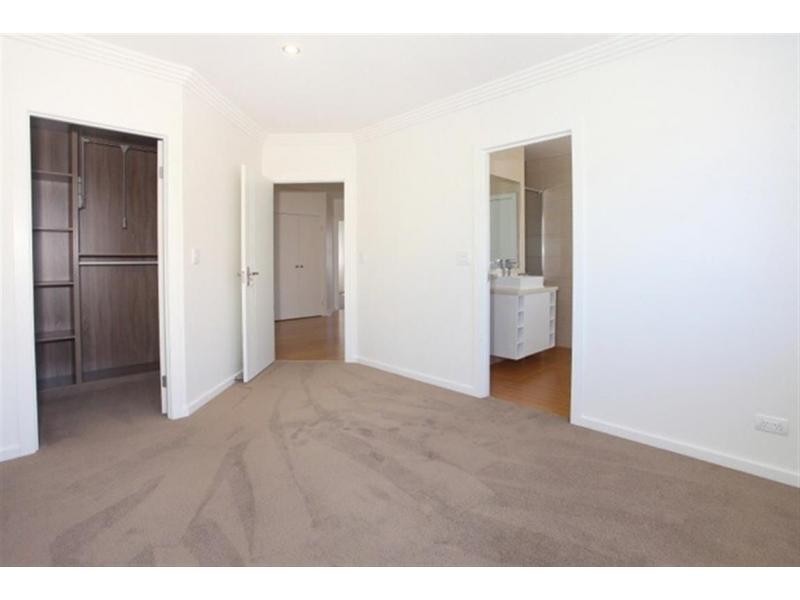63 Southaven Drive, Helensvale QLD 4212