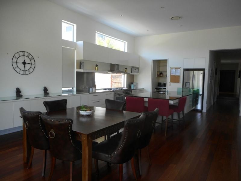 Hope Island QLD 4212