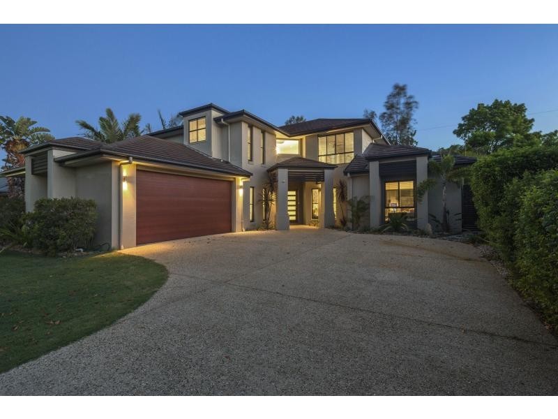 17 River Links Boulevard East, Helensvale QLD 4212